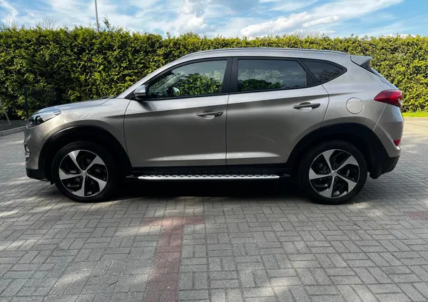 samochody osobowe Hyundai Tucson cena 58000 przebieg: 264000, rok produkcji 2016 z Warszawa